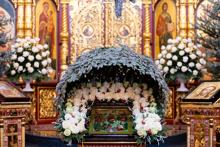 Митрополит Александр совершил Рождественскую Великую вечерню в Вознесенском кафедральном соборе Алма-Аты