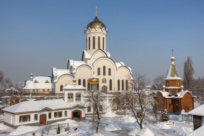 В день памяти первомученика архидиакона Стефана митрополит Александр совершил Литургию в храме Христа Спасителя города Алма-Аты