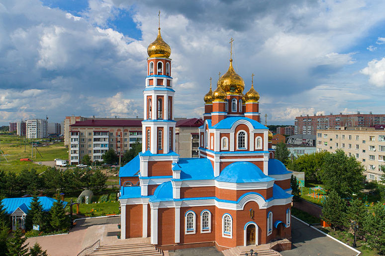 Participants in the Bringing of the Relics of Blessed Matrona of Moscow Celebrated the Liturgy at the Main Church of Petropavlovsk