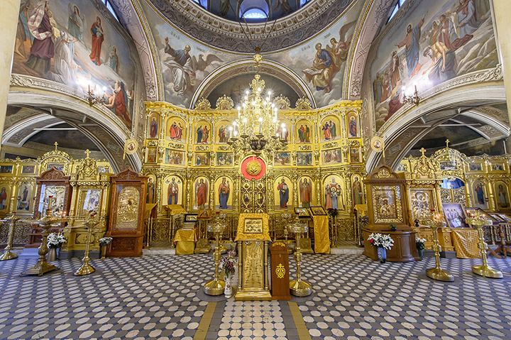 On the Sunday Before the Nativity Fast, Metropolitan Alexander Celebrated the Divine Liturgy at the Representation of the Metropolitan District in Moscow