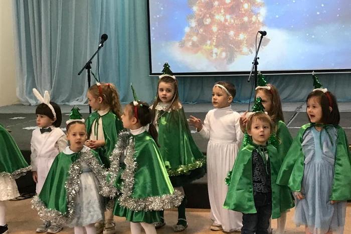 A Morning Performance Held at the Central Sunday School as Part of the “Christmas Angel” Festival