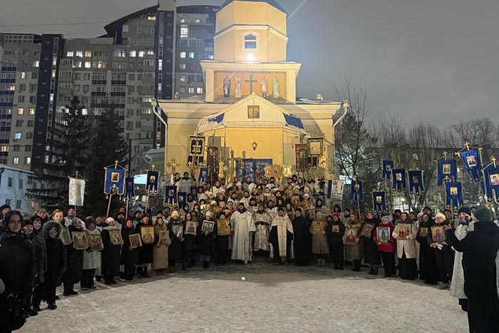 In Astana, a Traditional Procession to the Ishim River for the Blessing of Water at the jordan Took Place