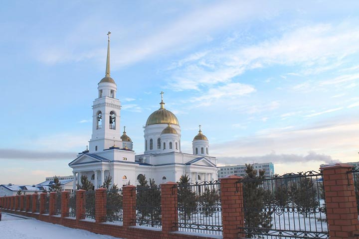 Metropolitan Alexander of Astana and Kazakhstan Arrives in Kokshetau for the Burial of Archbishop Serapion (Kolosnitsyn)