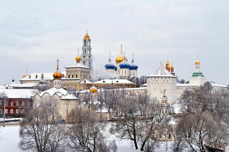 The Head of the Orthodox Church of Kazakhstan Venerated the Sacred Relics of the Holy Trinity-St. Sergius Lavra