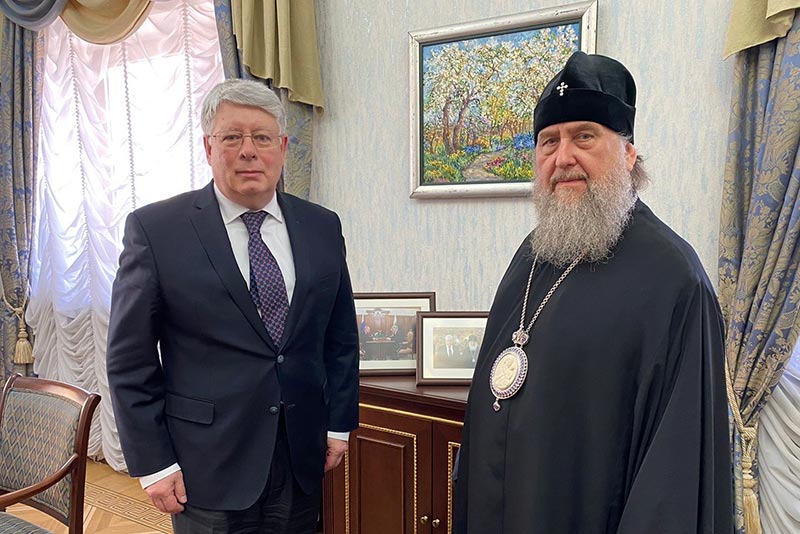 Главу Казахстанского Митрополичьего округа с Днем рождения поздравил посол России в Казахстане А.Н. Бородавкин