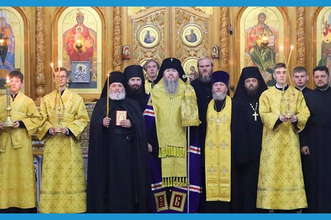 Архиепископ Владимир Петропавл қаласындағы Вознесенский кафедралды соборында монастырлық тонсураны өткізді
