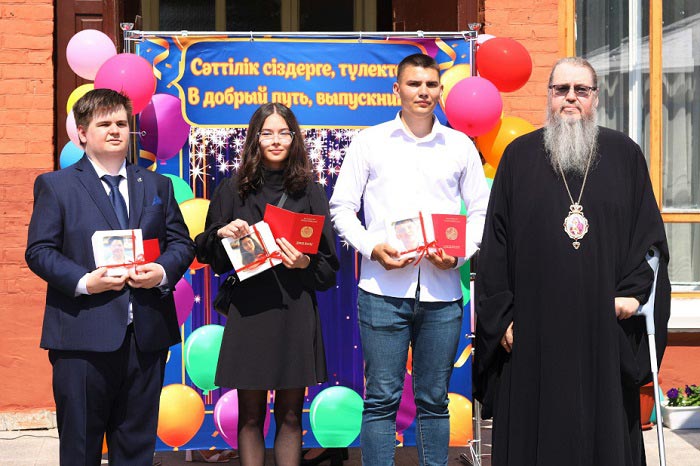 Күннің Ізгі хабары: (Лукадан Інжілі, 14-тарау, 12-15-тармақтар)