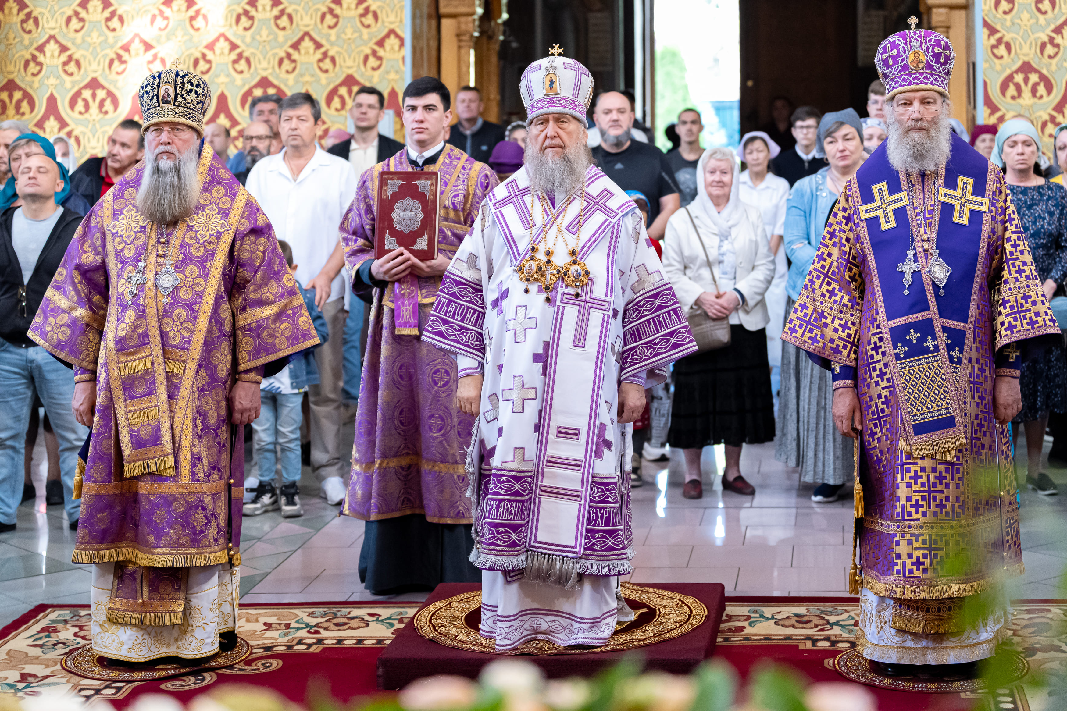 On the Sunday after the Exaltation of the Cross, Metropolitan Alexander Celebrated the Divine Liturgy at the Cathedral of the Iveron–St. Seraphim Convent in Almaty