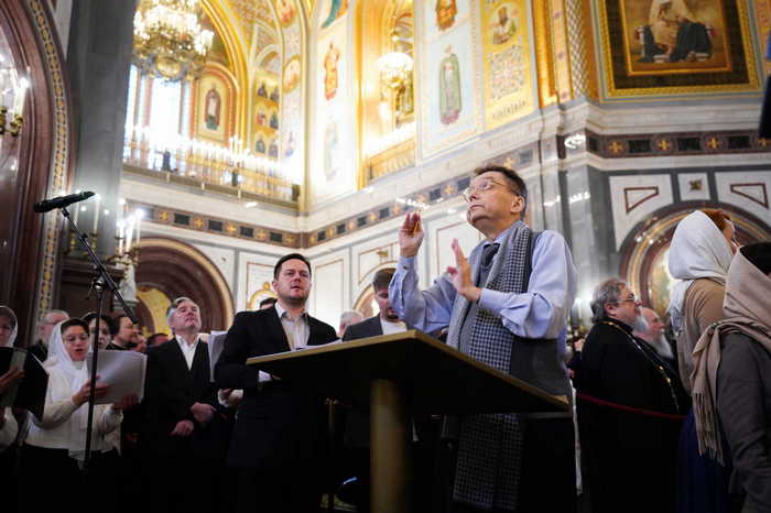 Секретарь Митрополичьего округа О.Н. Овчинников принял участие в Патриаршей Литургии в храме Христа Спасителя в Москве