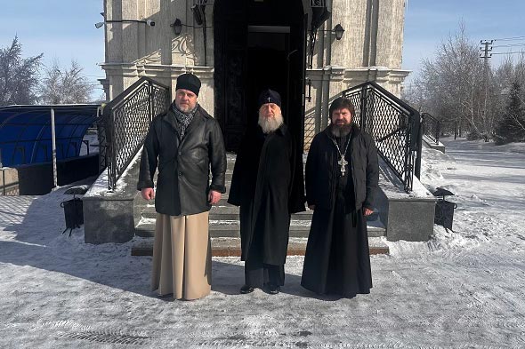 Қазақстан Митрополиттік округінің басшысы Ақмола жаңа азап шегуші әйел әулиелерінің ерлік көрсеткен орнына болды