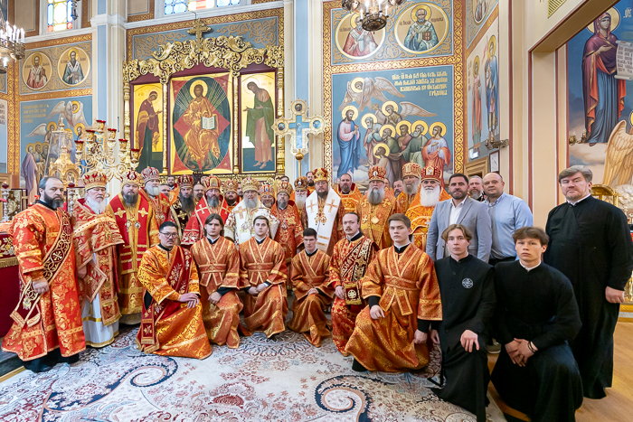 Митрополит Александр Алматыдағы Вознесенский соборында Литургияны өткізді