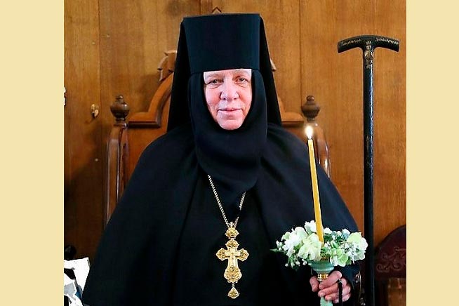 Глава Православной Церкви Казахстана поздравил настоятельницу Свято-Троицкого Серафимо-Дивеевского женского монастыря игумению Сергию (Конкову) с памятными датами