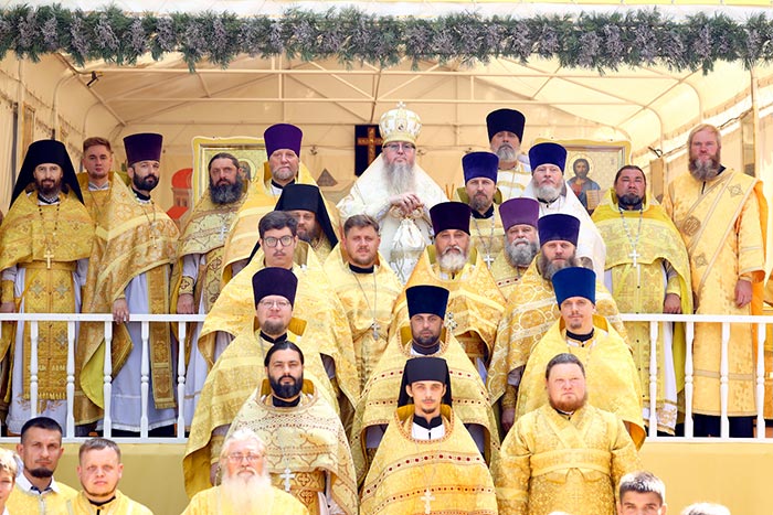 Петропавл епархиясында қаланың көктегі қамқоршыларының еске алу күні дұғамен аталып өтті