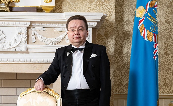 Глава Православной Церкви Казахстана поздравил секретаря Казахстанского Митрополичьего округа О.Н. Овчинникова с днем небесного покровителя